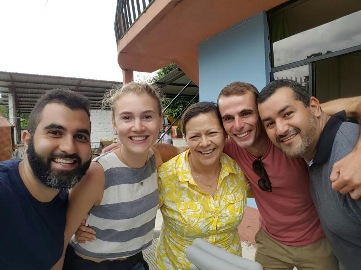 Zumag Sisa Otel Tena Dış mekan fotoğraf